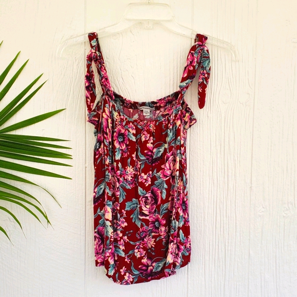 American Eagle floral tank top size M